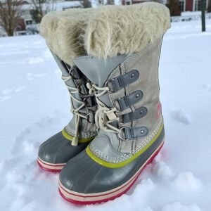 Sorel Women's Size 4 Waterproof Natural Rubber Winter Boots With Fur Calf High